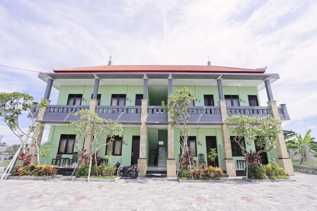 Reddoorz @ Kerobokan Canggu Кута Экстерьер фото